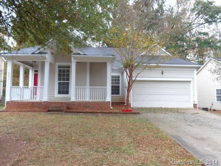 This lovely home has an open floor plan, vaulted ceilings, tile floors and a fireplace in the living room. The kitchen comes with all the appliances. The Master Suite has a walk in closet and the Master Bath has dual sinks, an oversized tub and a separate shower. A deck leads you out into a well manicured fenced in back yard.