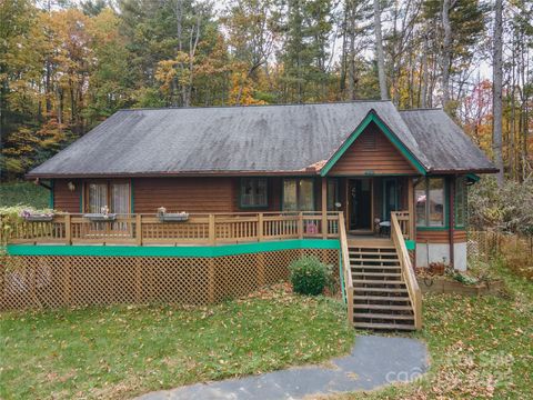 482 Forest Park Drive Hendersonville NC 28792