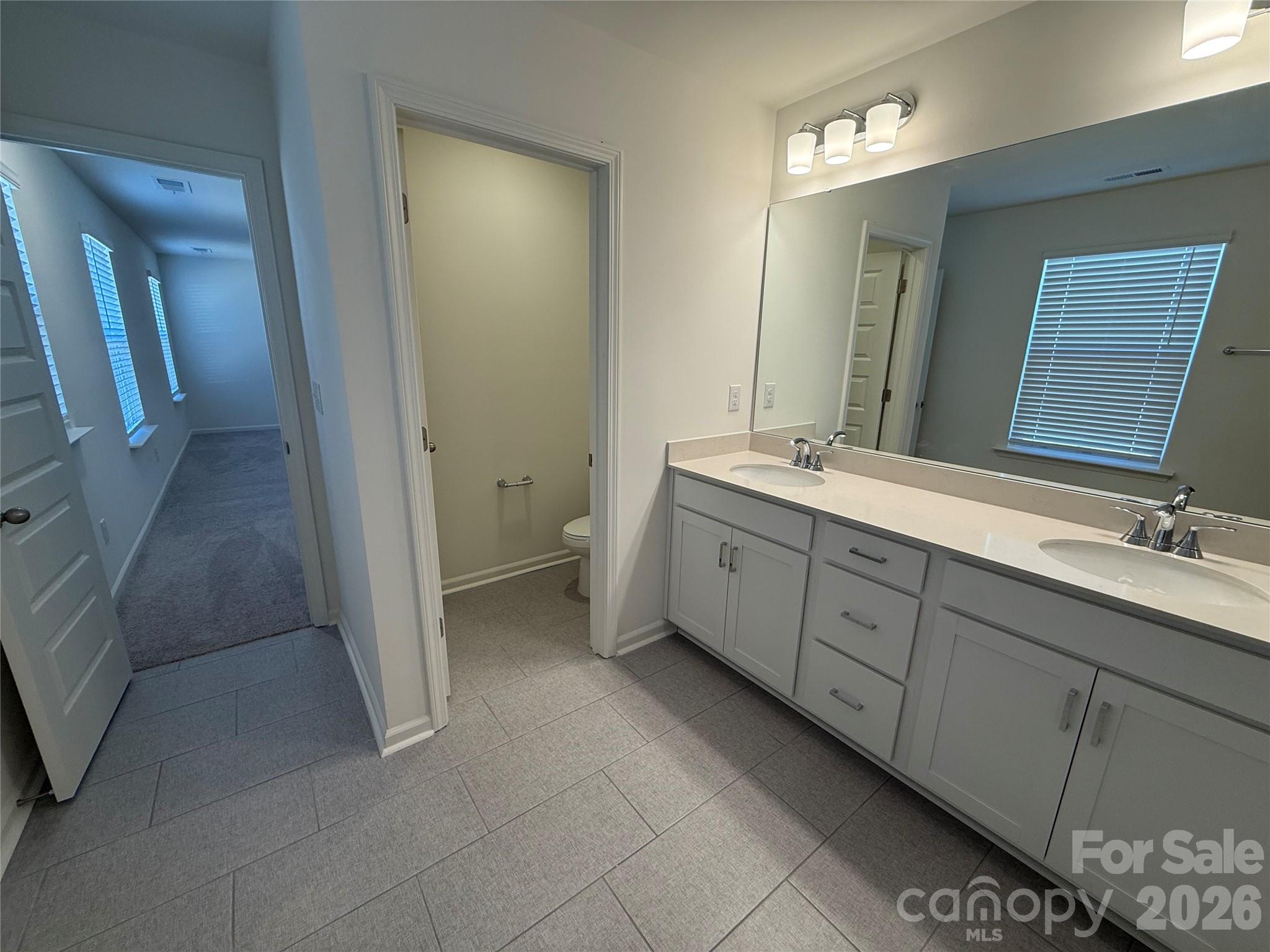 Wellington Pointe - Residential