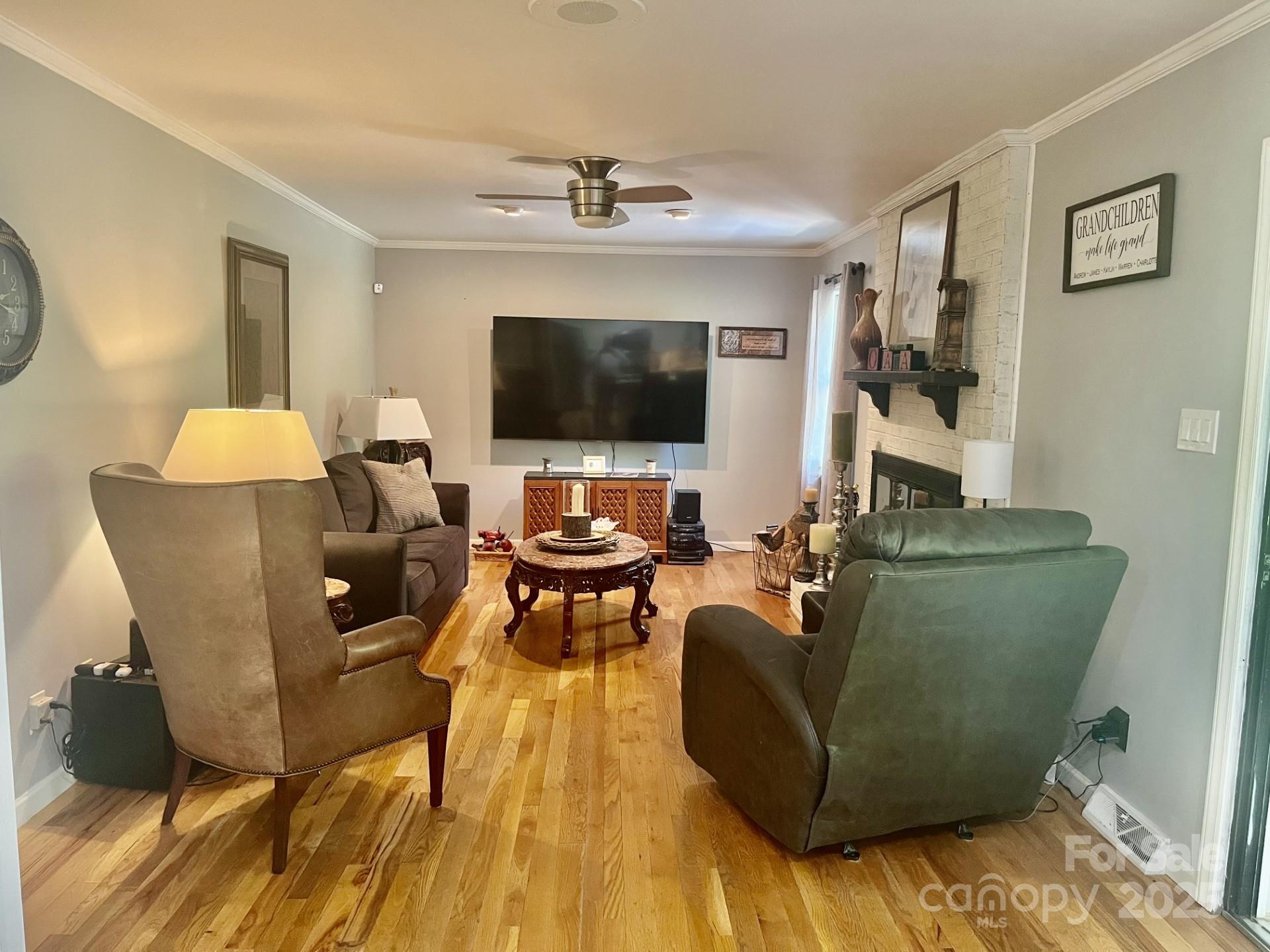 3063 Wimbledon Lane