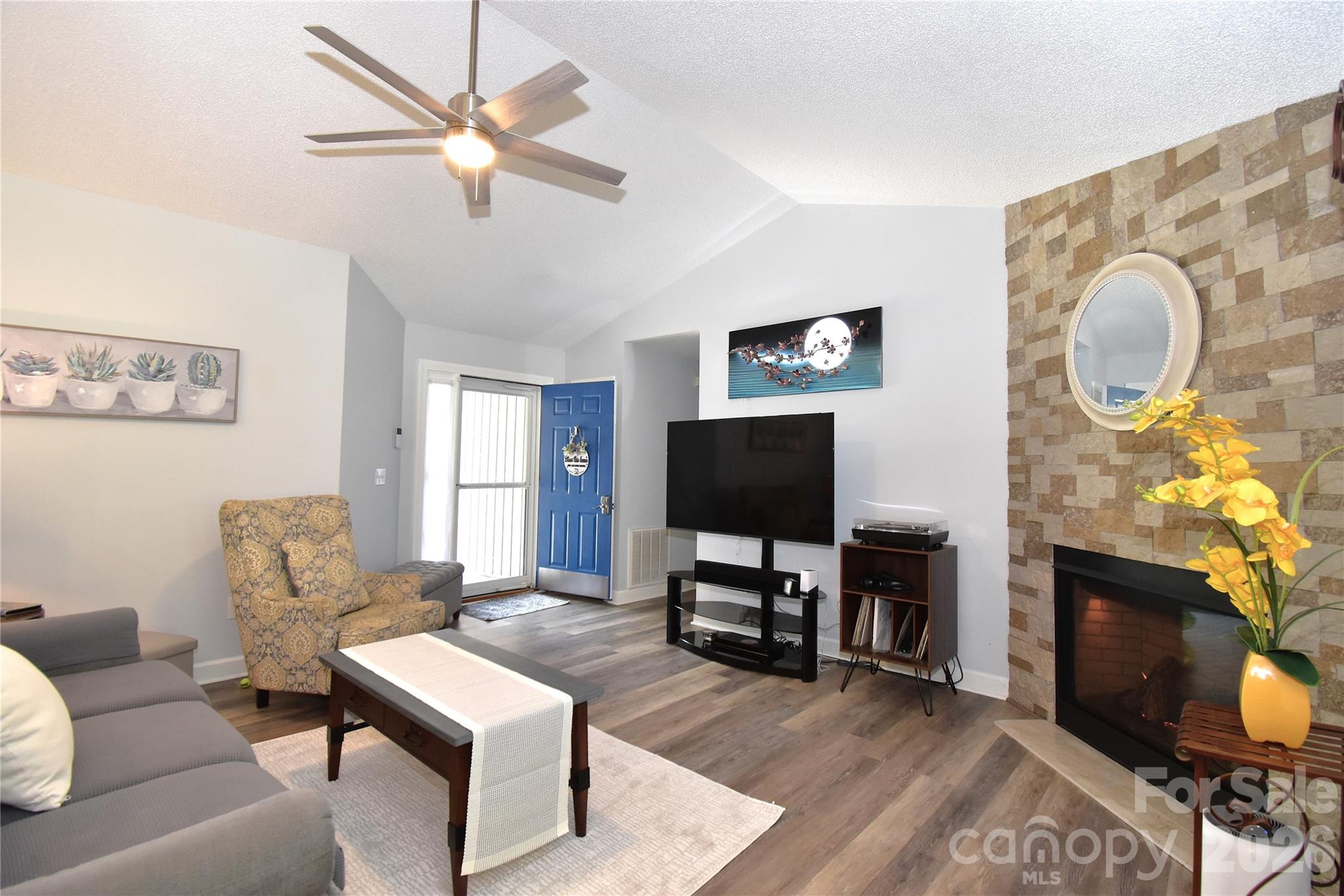 302 Watson Road