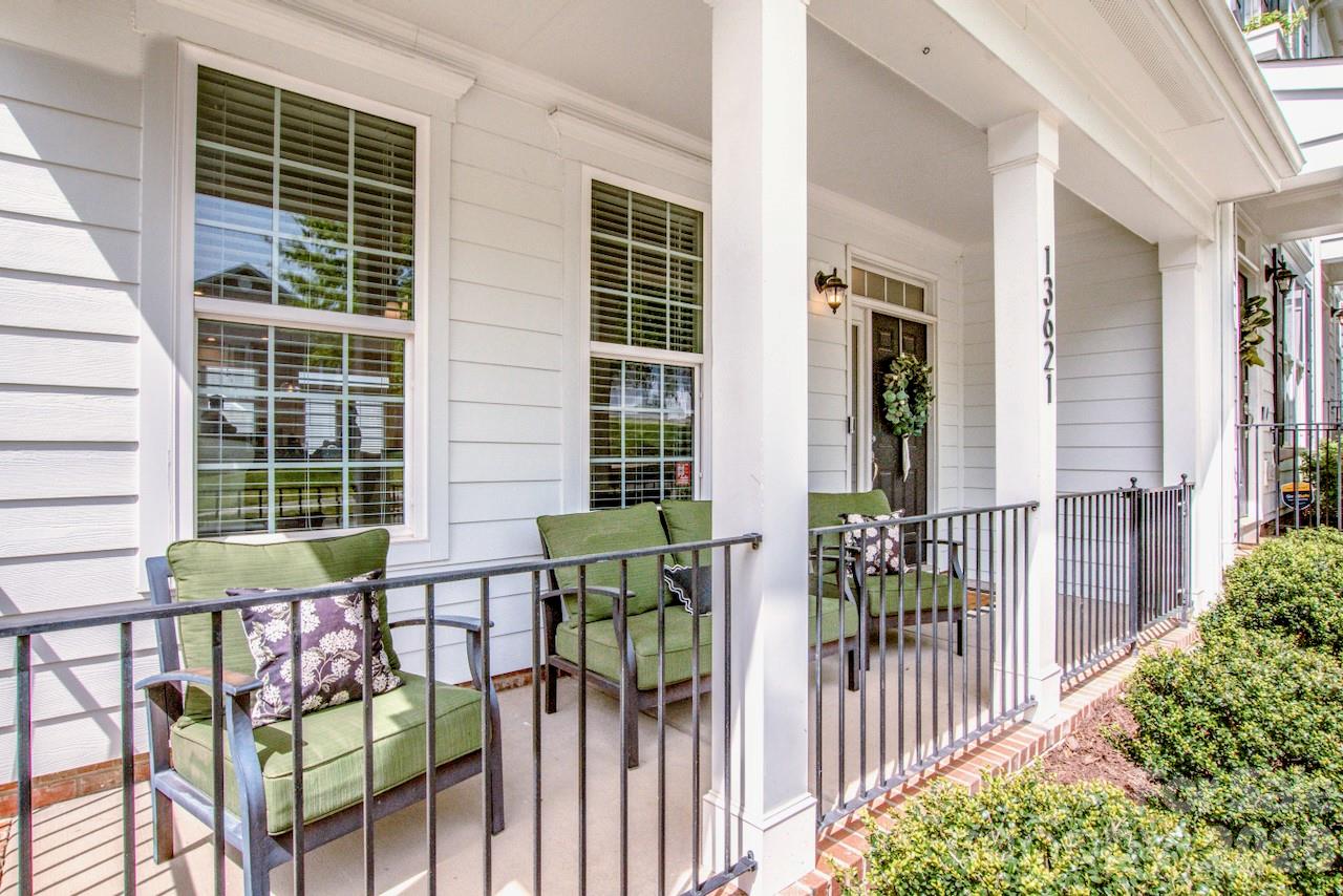 13621 Old Vermillion Drive