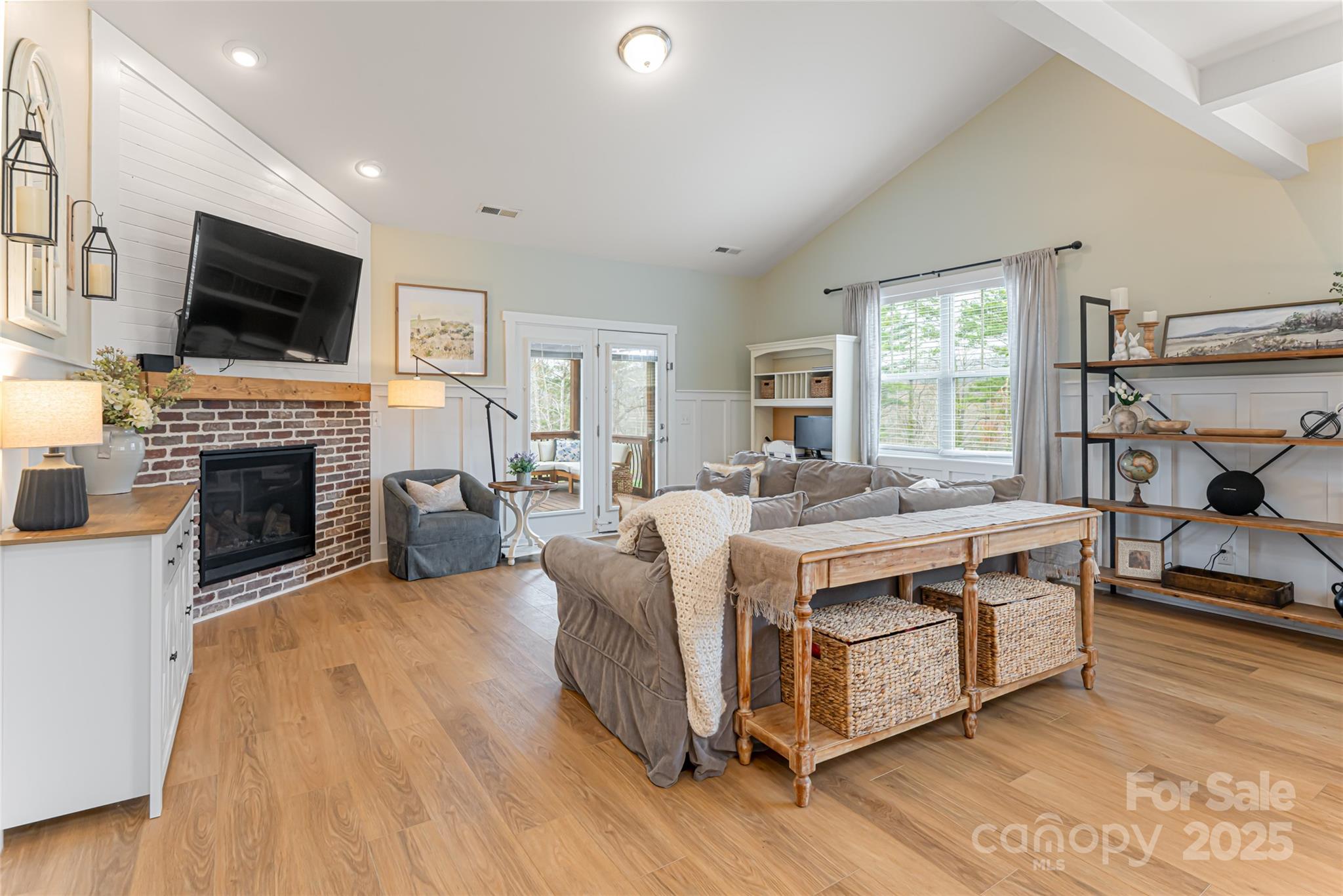 316 Wild Ginger Court 33