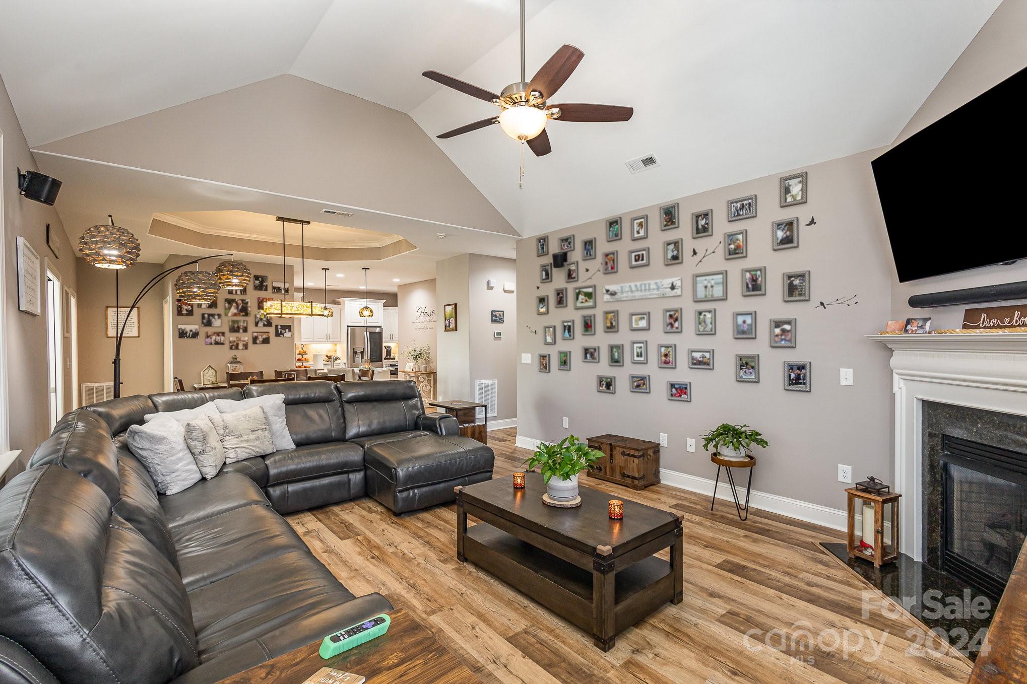 3 Cherry Way - Residential