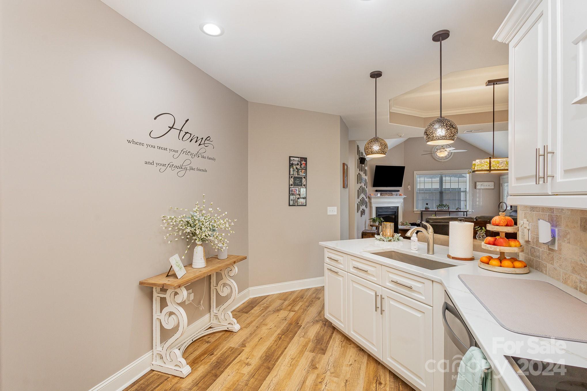 3 Cherry Way - Residential