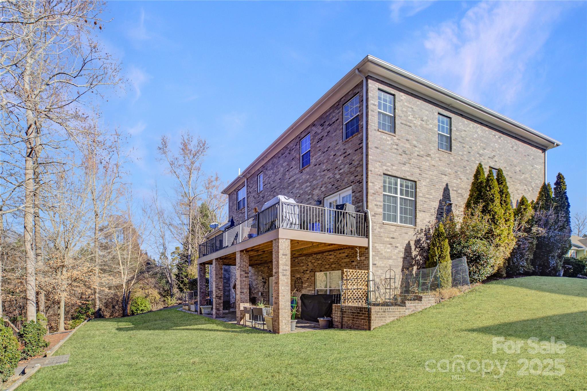 The Palisades - Residential