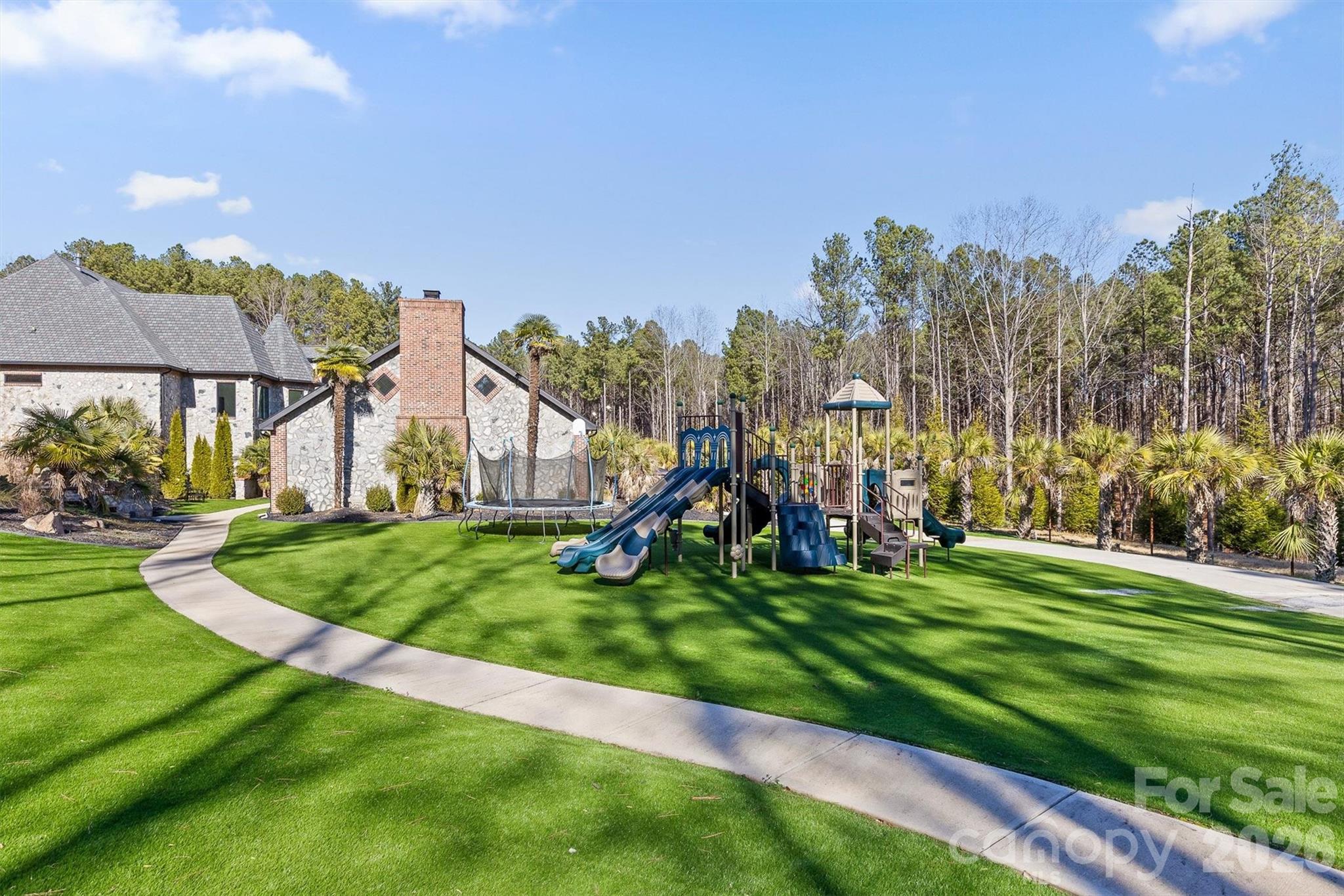 Twin Coves - Residential