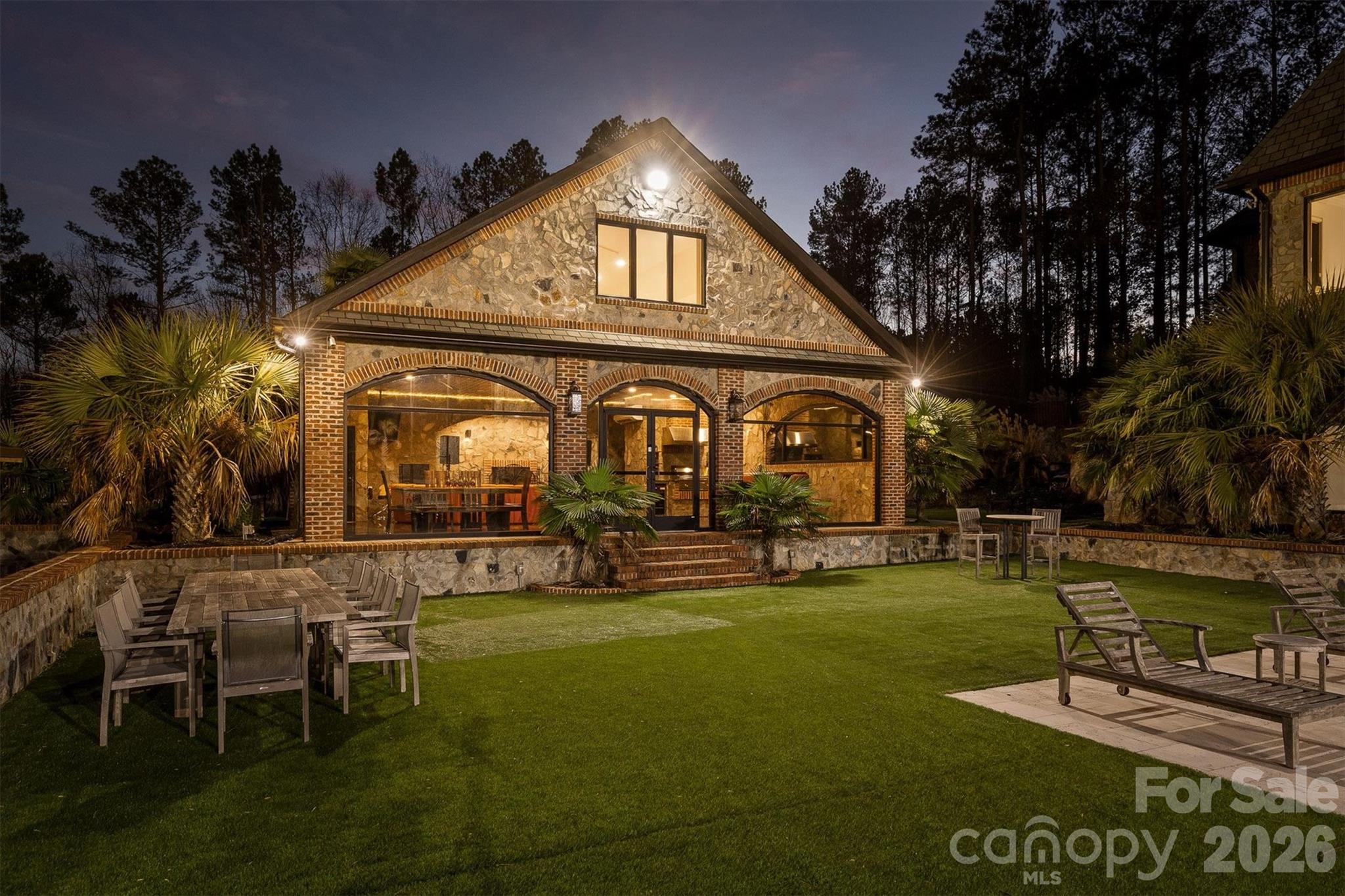 Twin Coves - Residential
