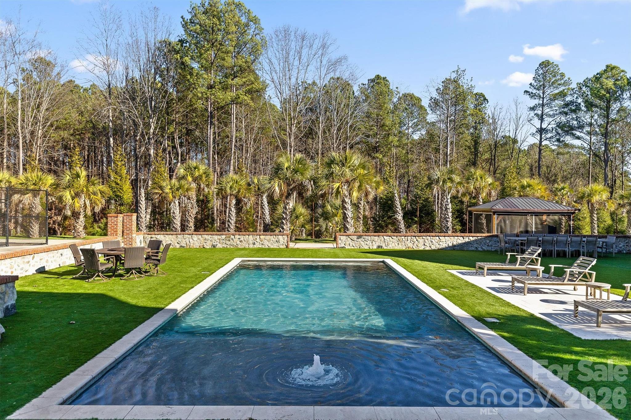 Twin Coves - Residential