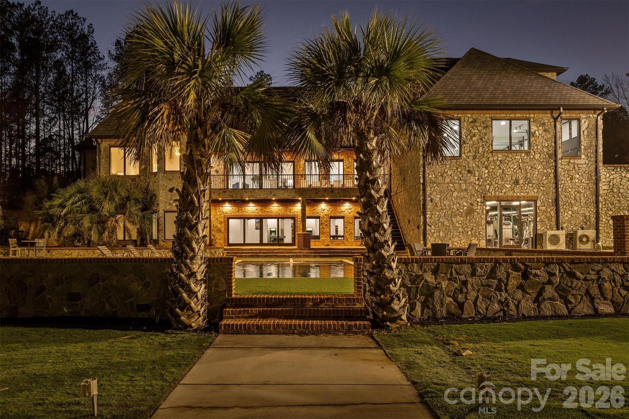 Twin Coves - Residential