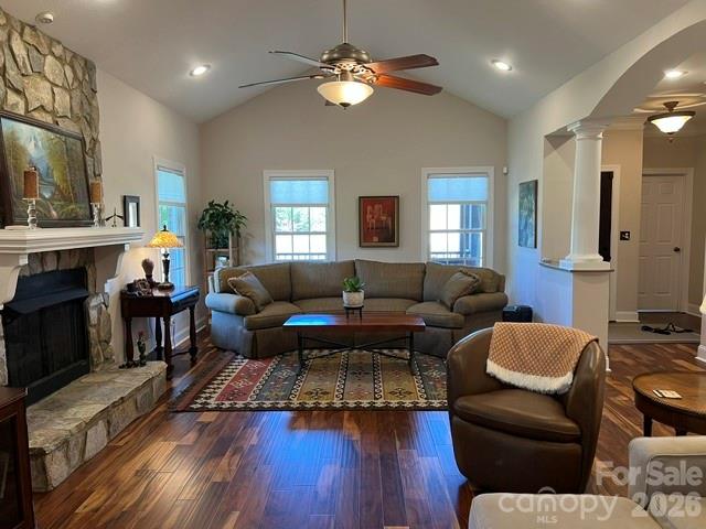 Royal Oaks - Residential