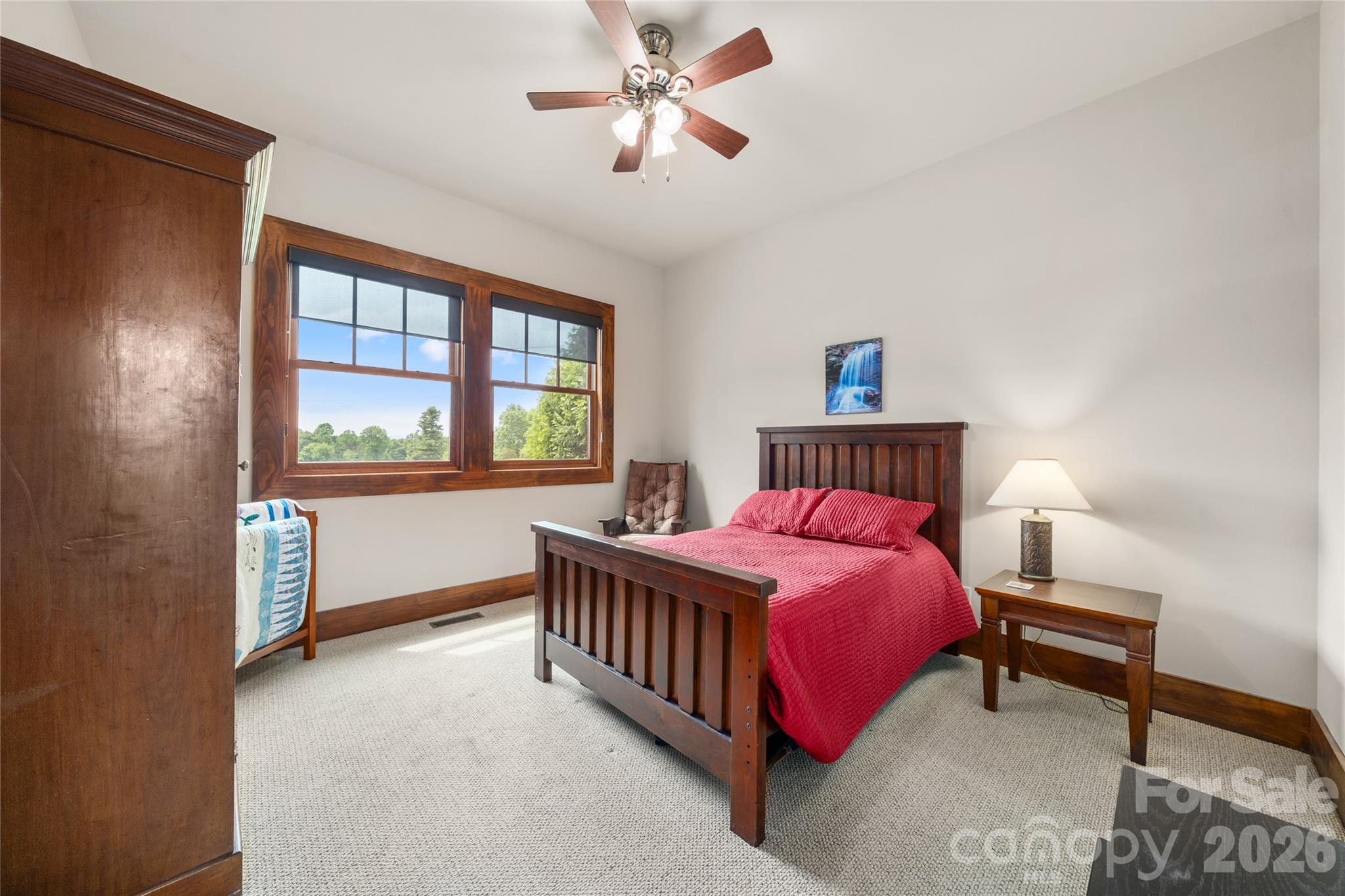 Pinnacle Falls - Residential