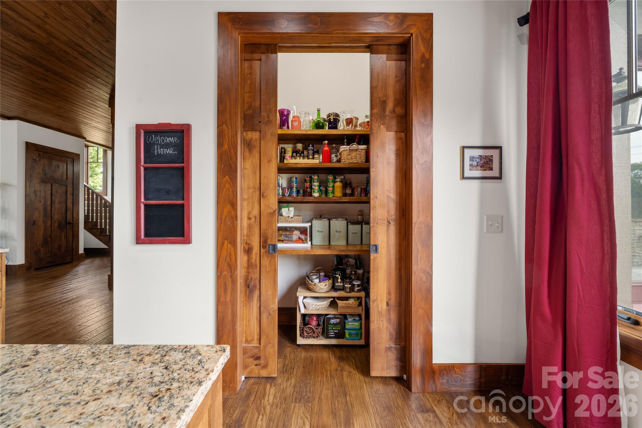 Pinnacle Falls - Residential