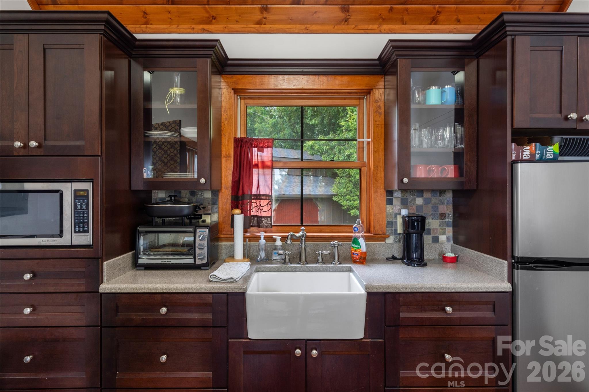 Pinnacle Falls - Residential