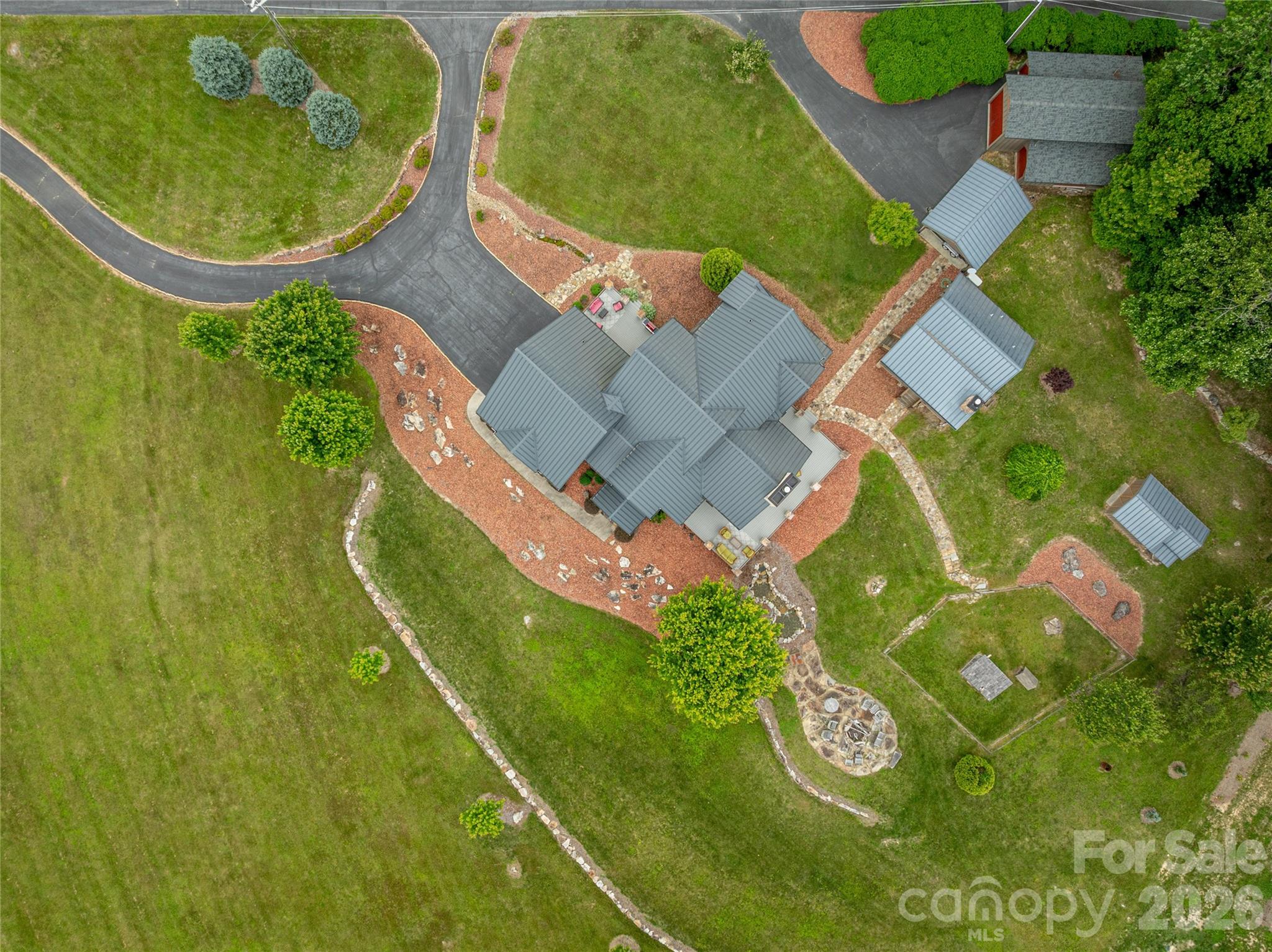 Pinnacle Falls - Residential