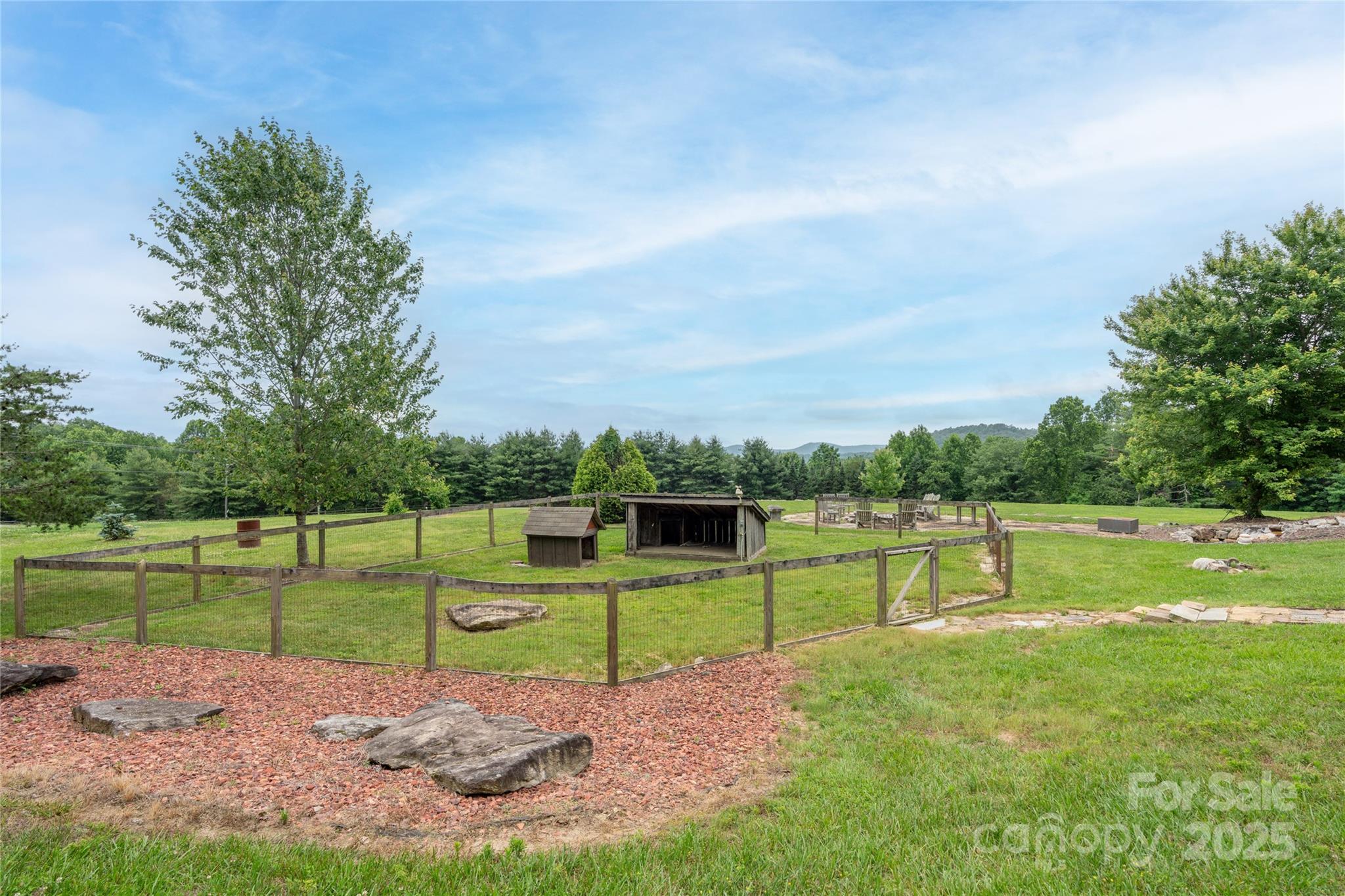 Pinnacle Falls - Residential