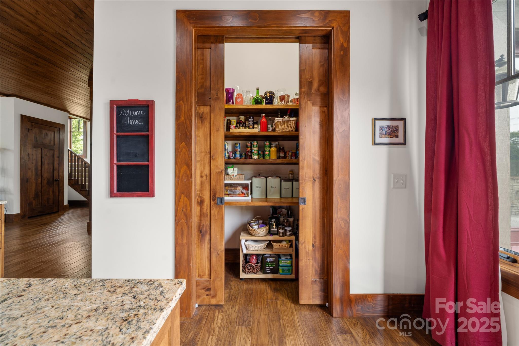 Pinnacle Falls - Residential