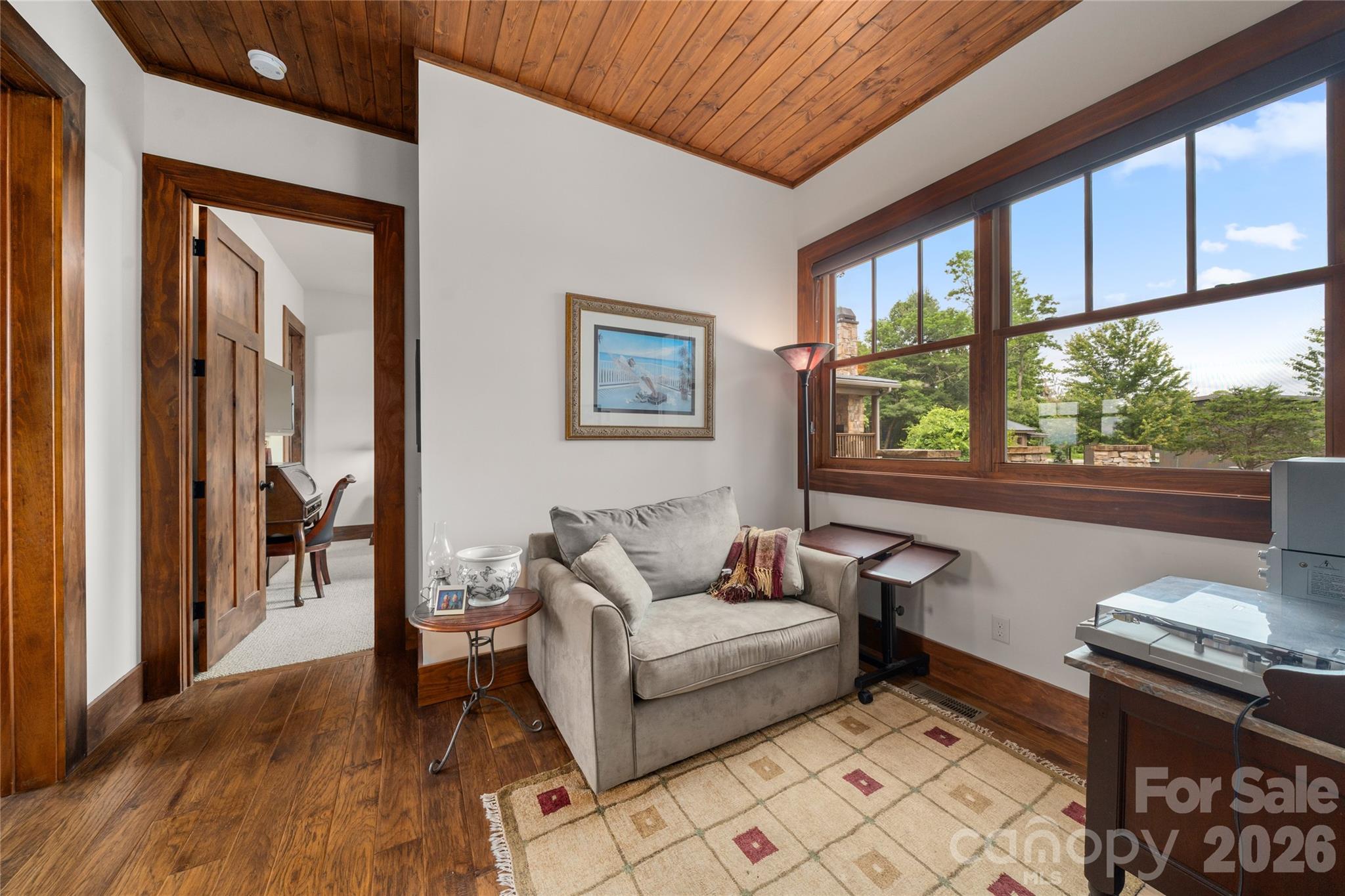 Pinnacle Falls - Residential