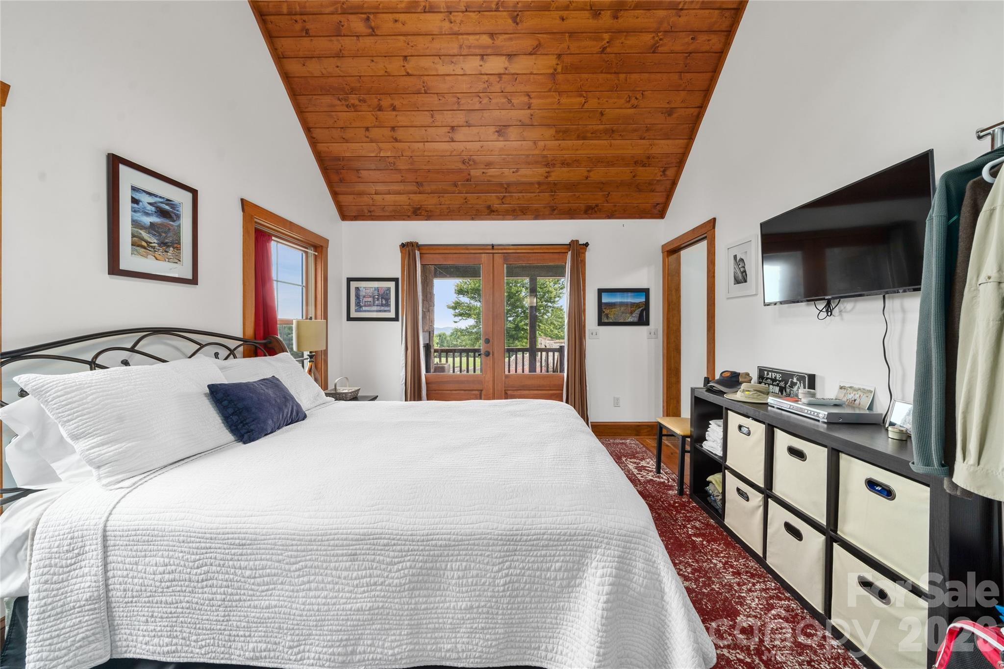 Pinnacle Falls - Residential