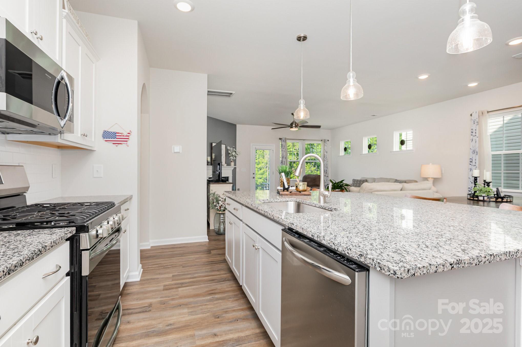 1659 Loggerhead Drive