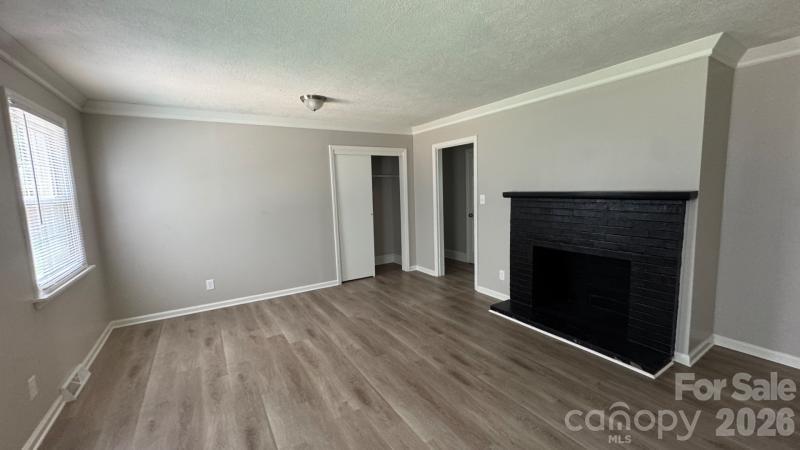 7511 Monroe Road