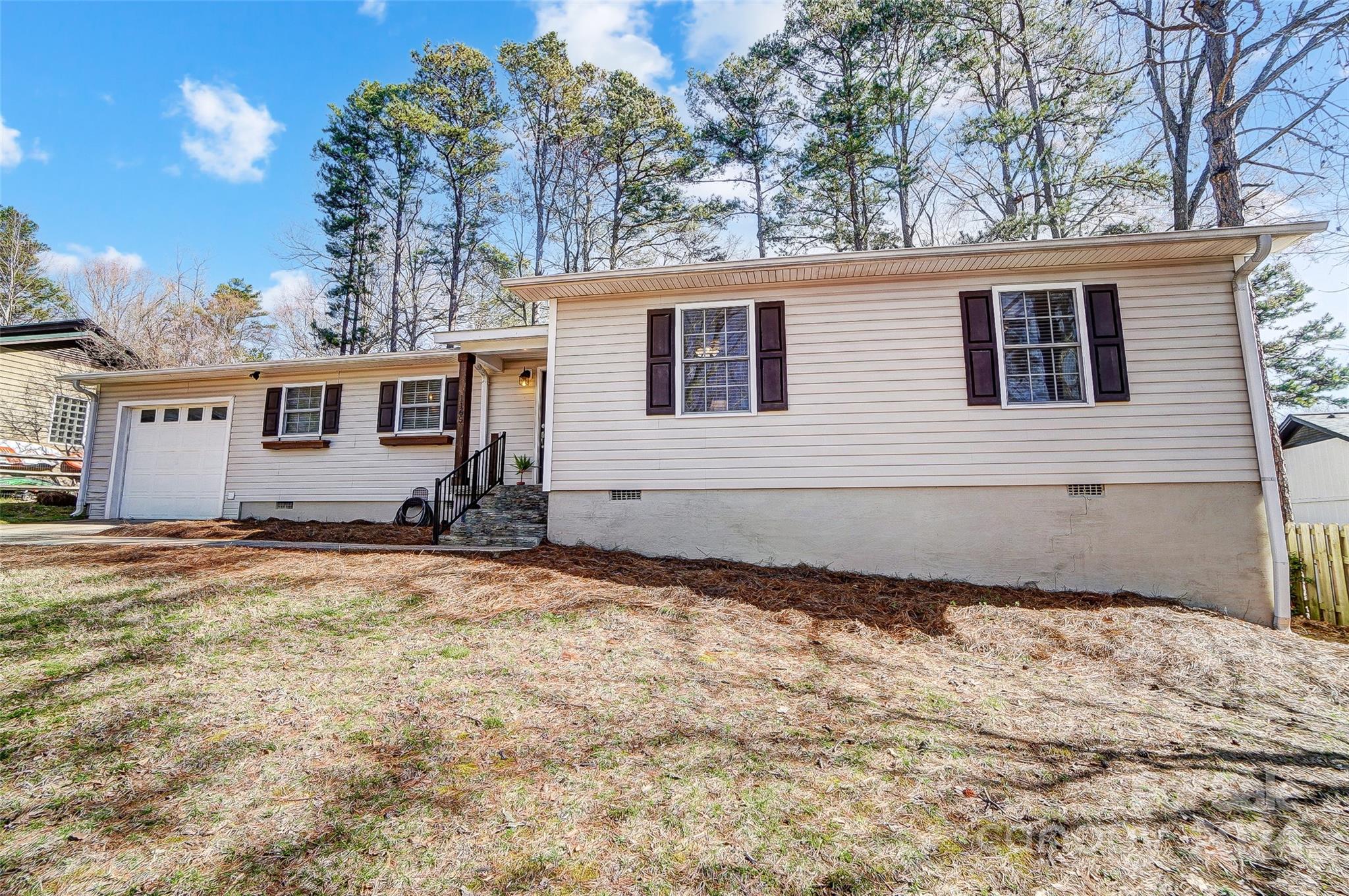 Tega Cay - Residential