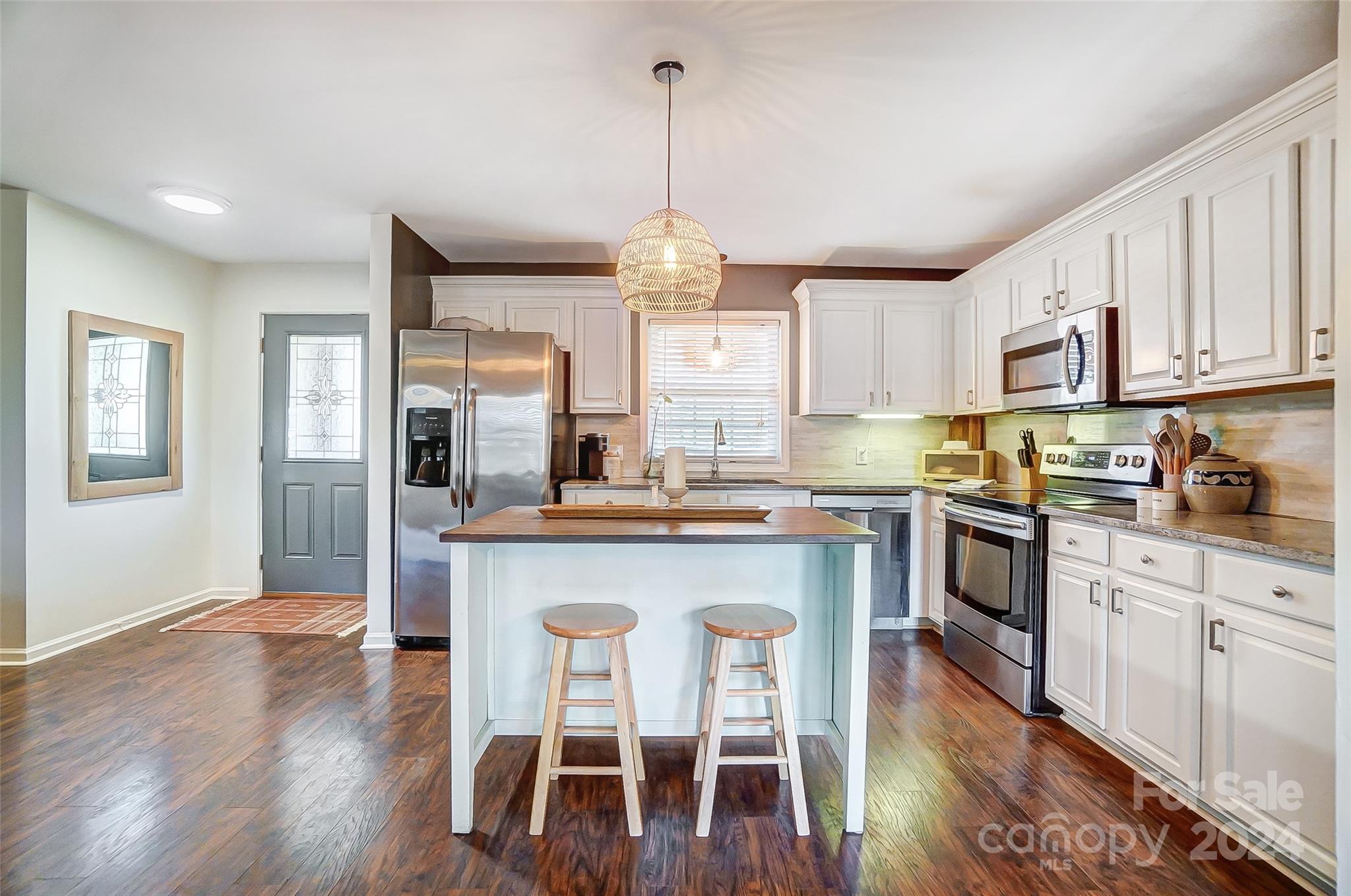 Tega Cay - Residential