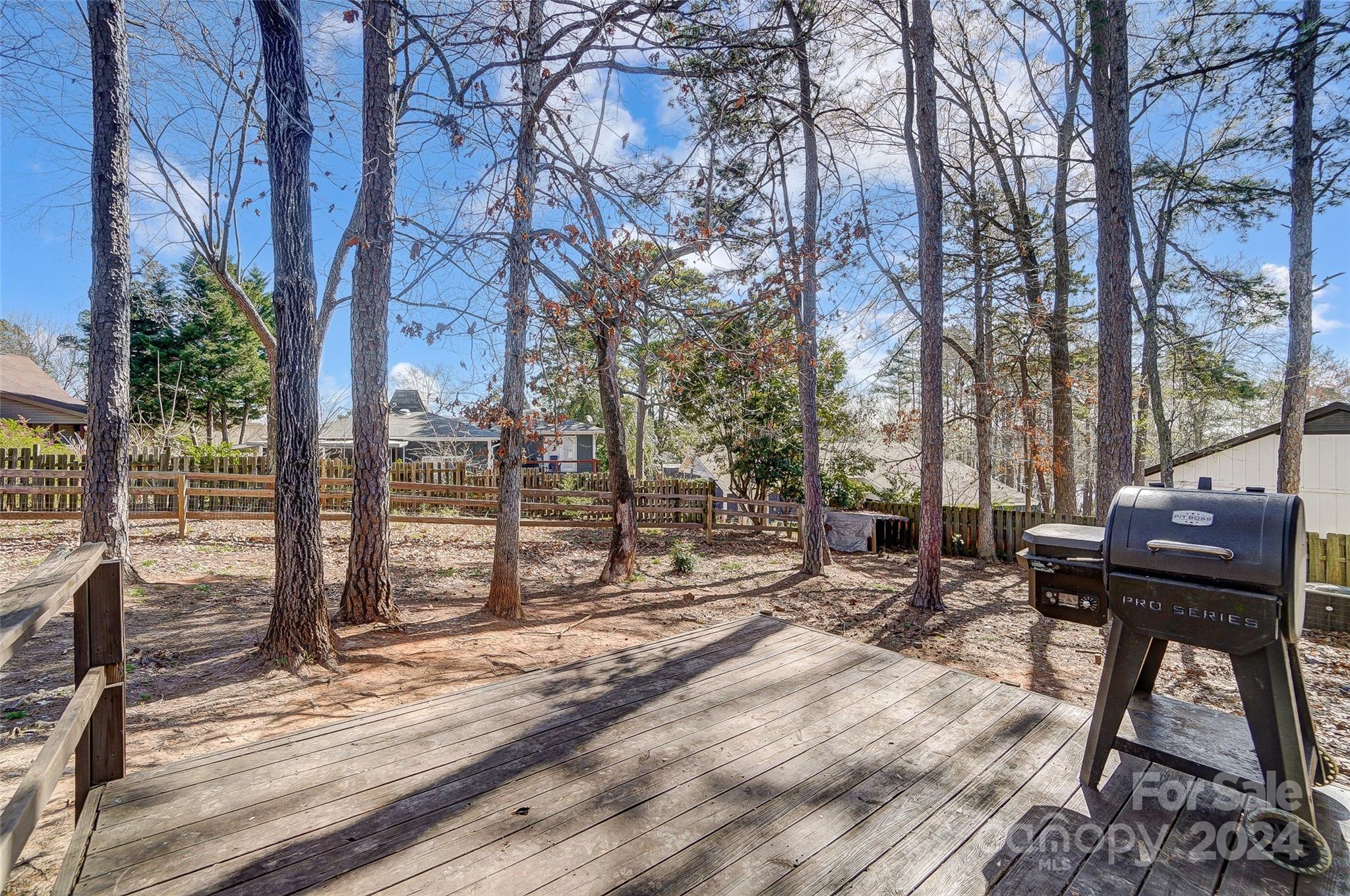 Tega Cay - Residential