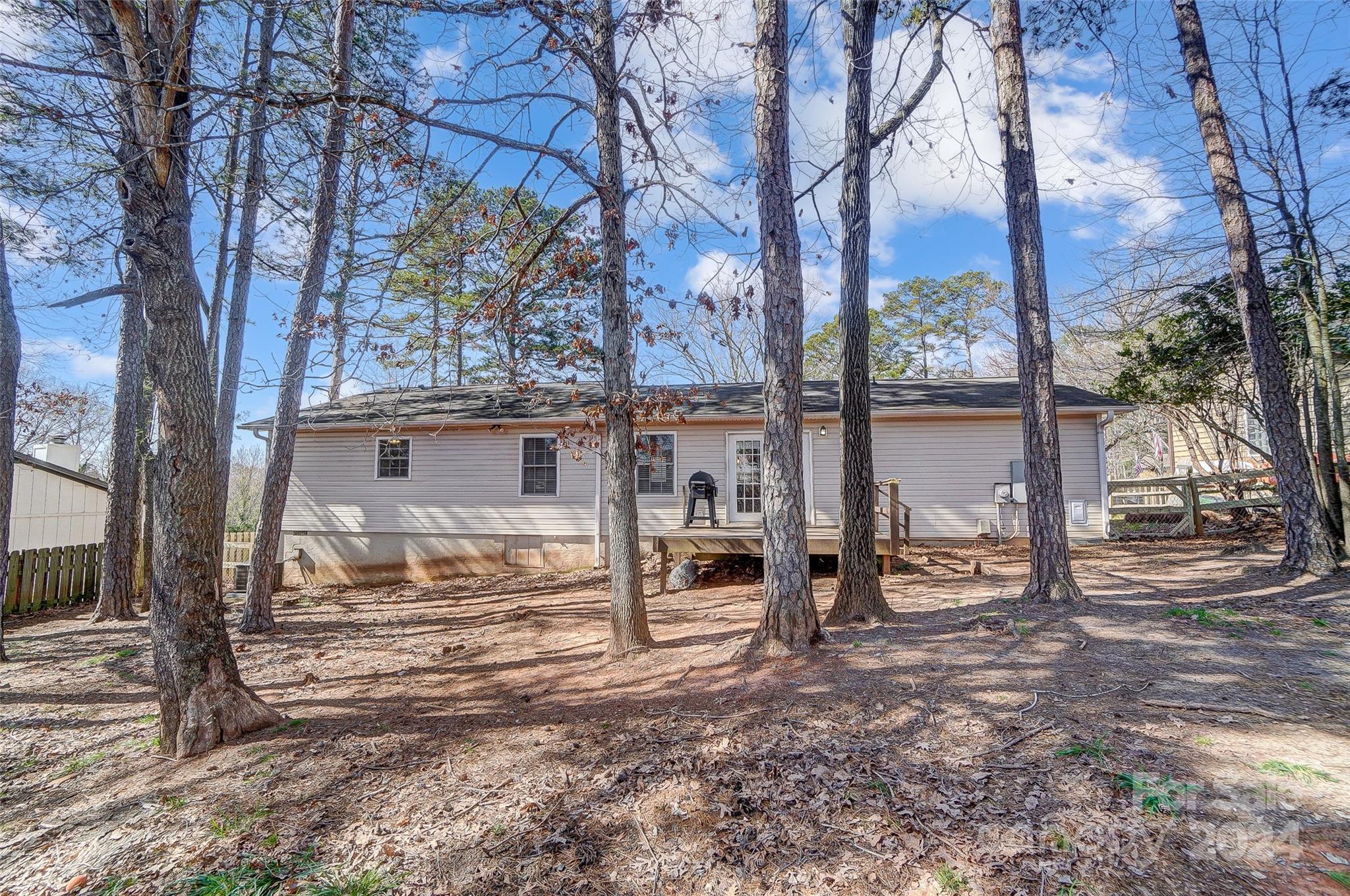 Tega Cay - Residential