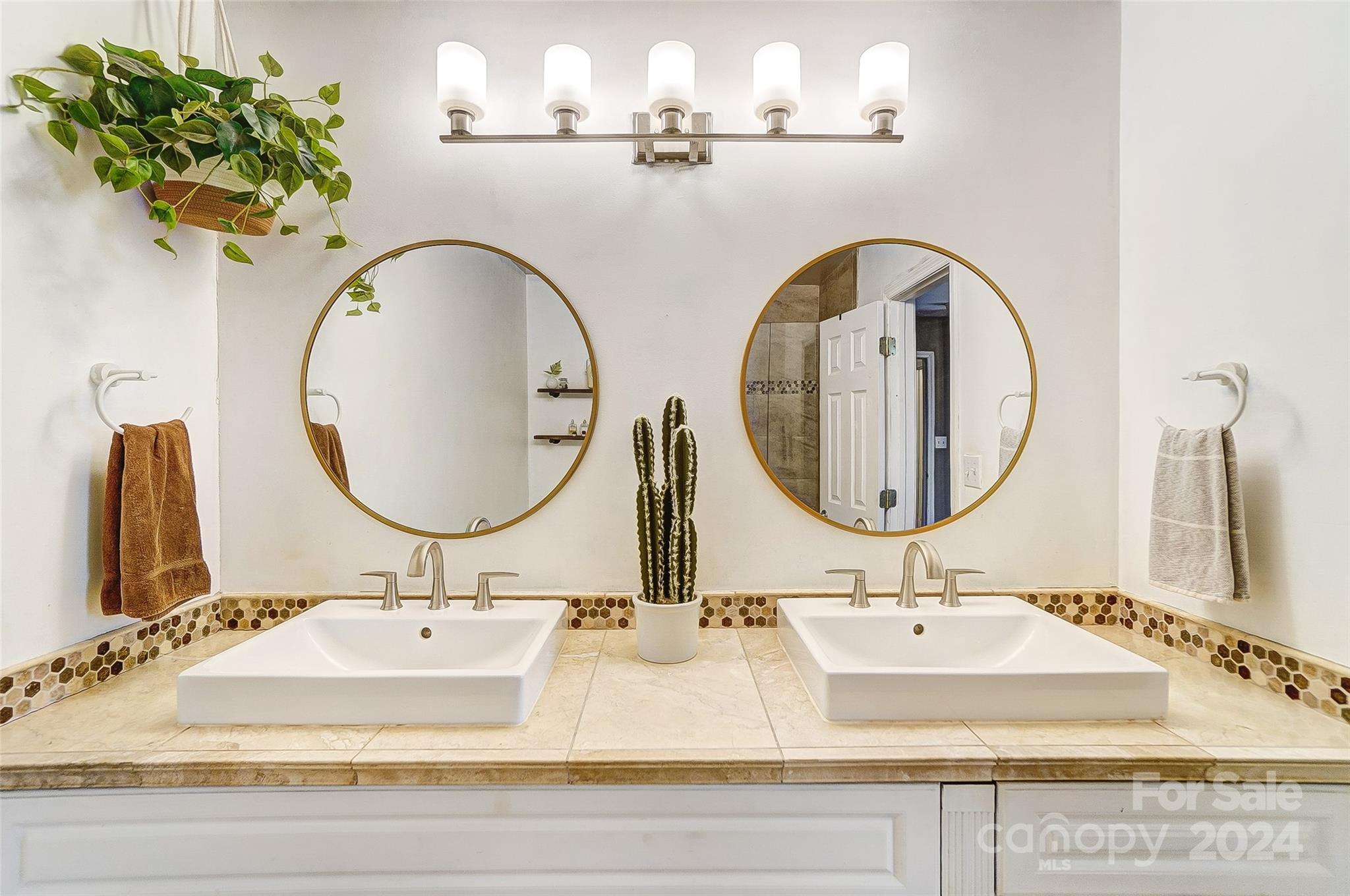 Tega Cay - Residential