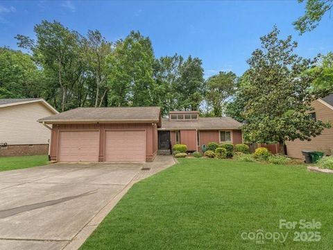 7312 Barcliff Drive Charlotte NC 28212