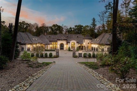 Photo of 405 Ramble Way, Asheville, NC 28803 (MLS # 4398437)
