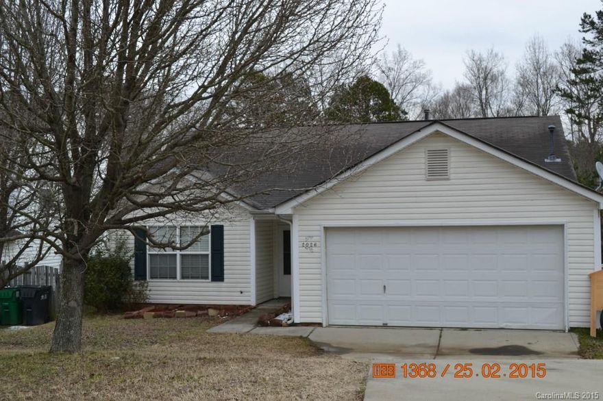 Calling all investors, and first time home buyers.  This Ranch is not going to last long.  Call today to book your showing!