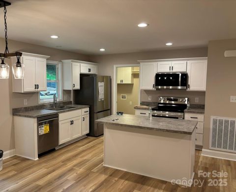 Photo of 32874 Old Salisbury Road, Albemarle, NC 28001 (MLS # 4263131)