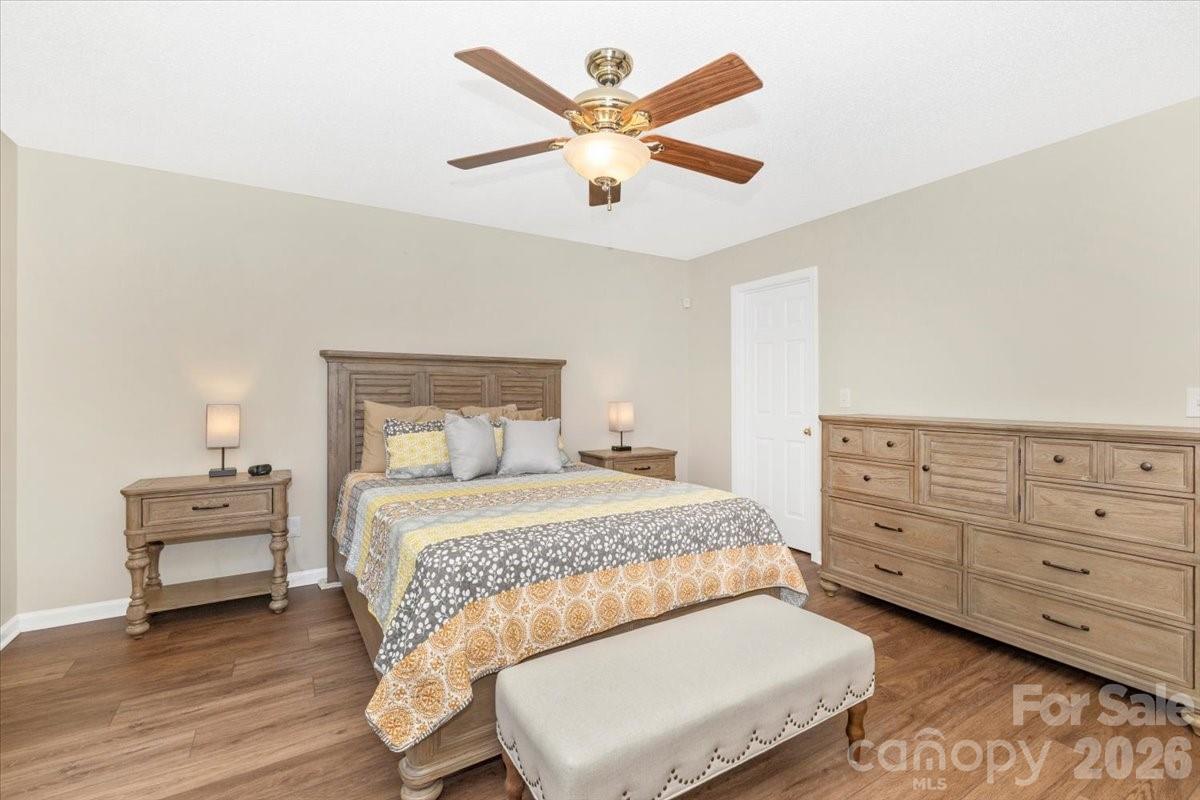 English Trails - Residential