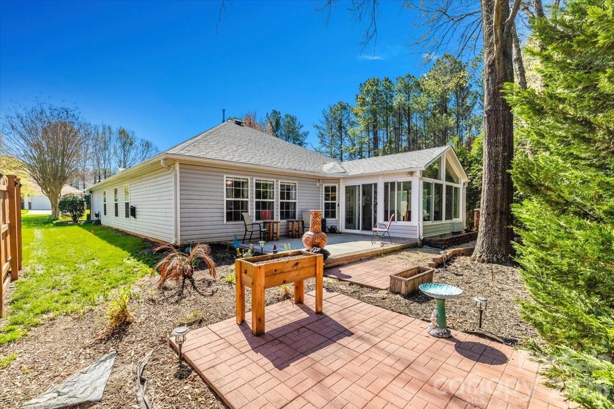 English Trails - Residential