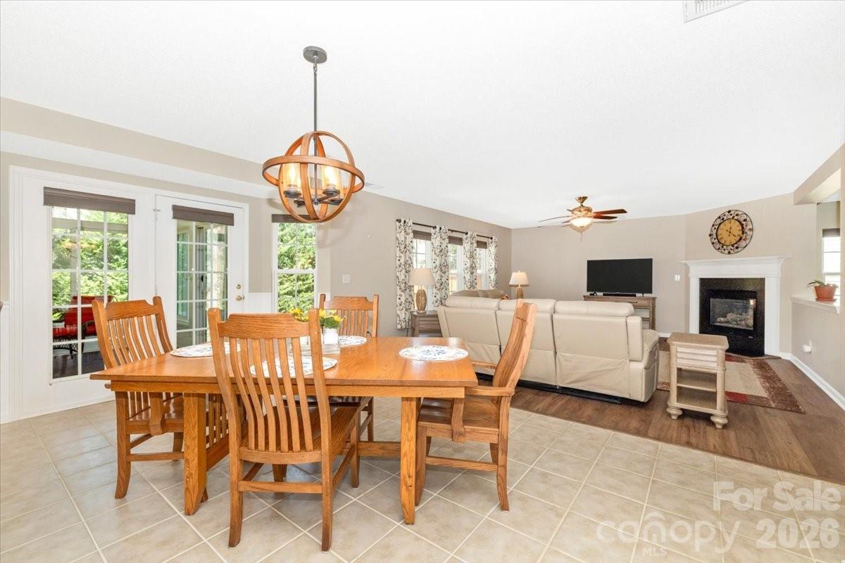 English Trails - Residential