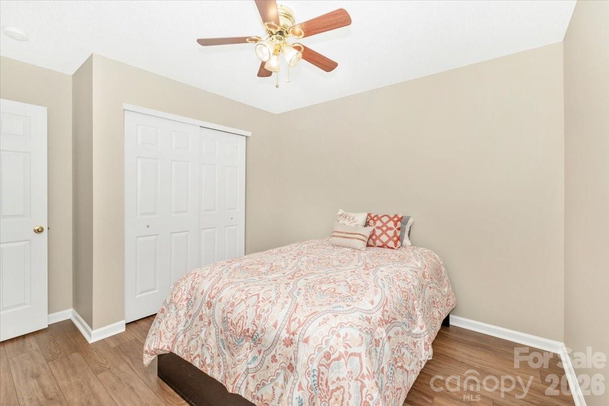 English Trails - Residential