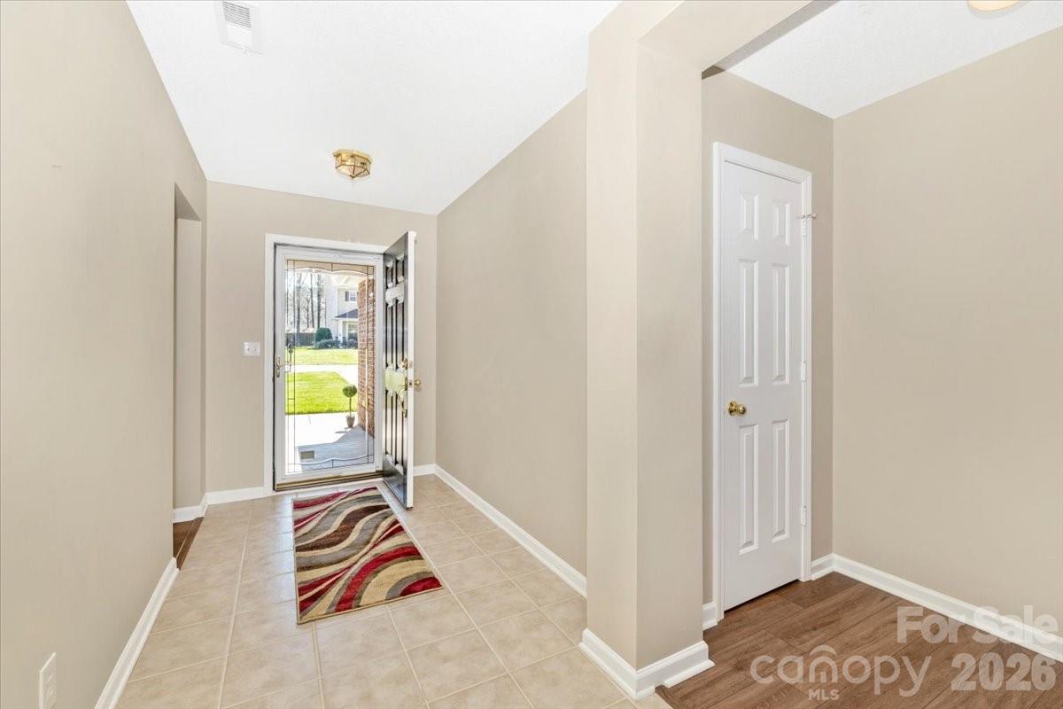 English Trails - Residential