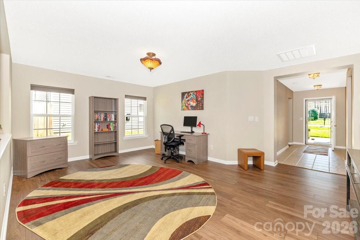 English Trails - Residential