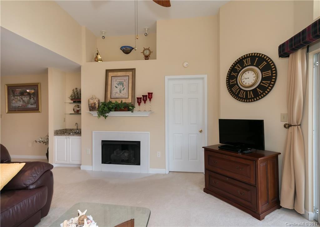 Pier 33 - Residential