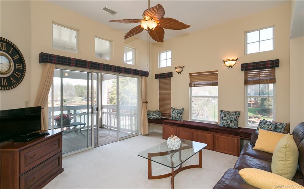Pier 33 - Residential