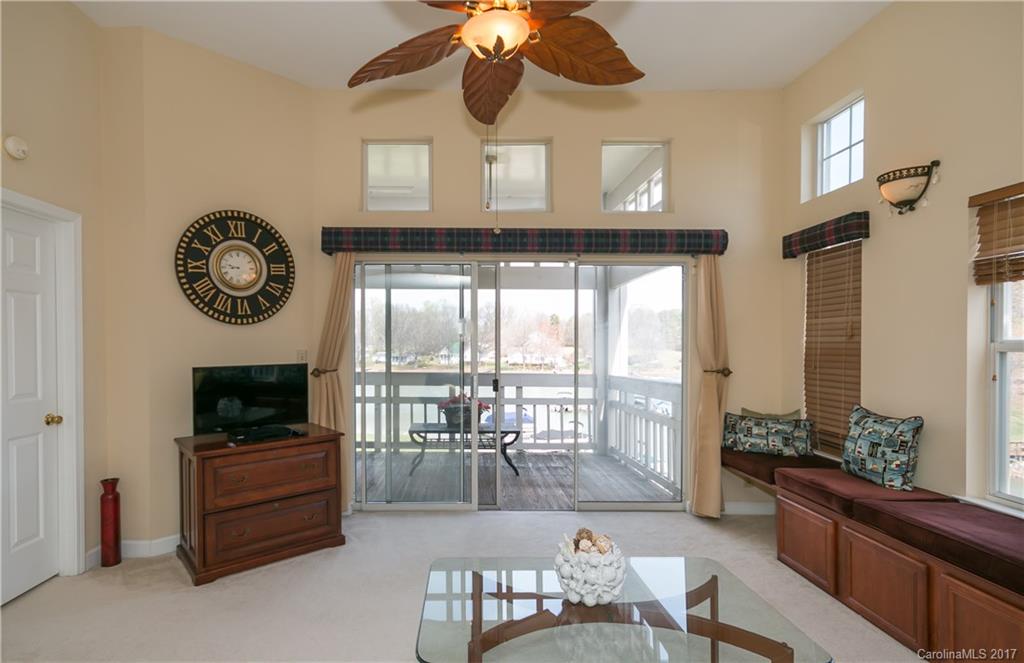 Pier 33 - Residential