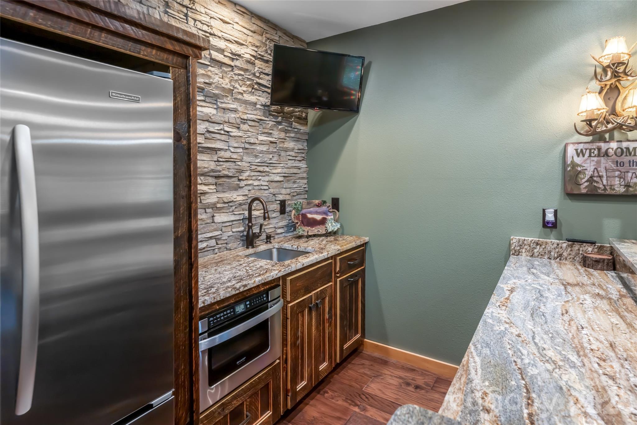 Creekstone - Residential