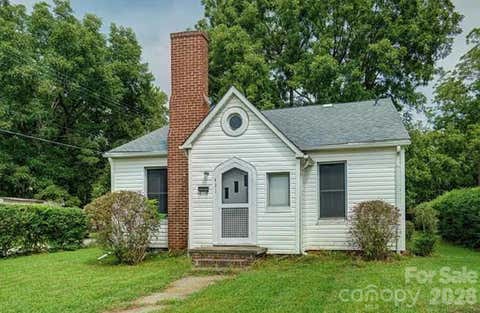 Photo of 431 W Statesville Avenue, Mooresville, NC 28115 (MLS # 4418667)