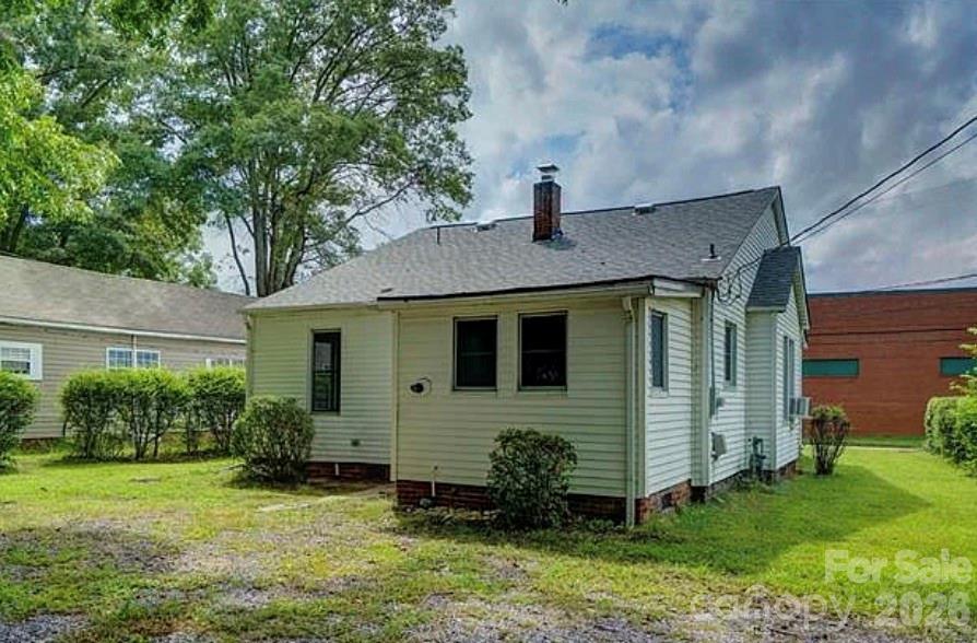 431 W Statesville Avenue