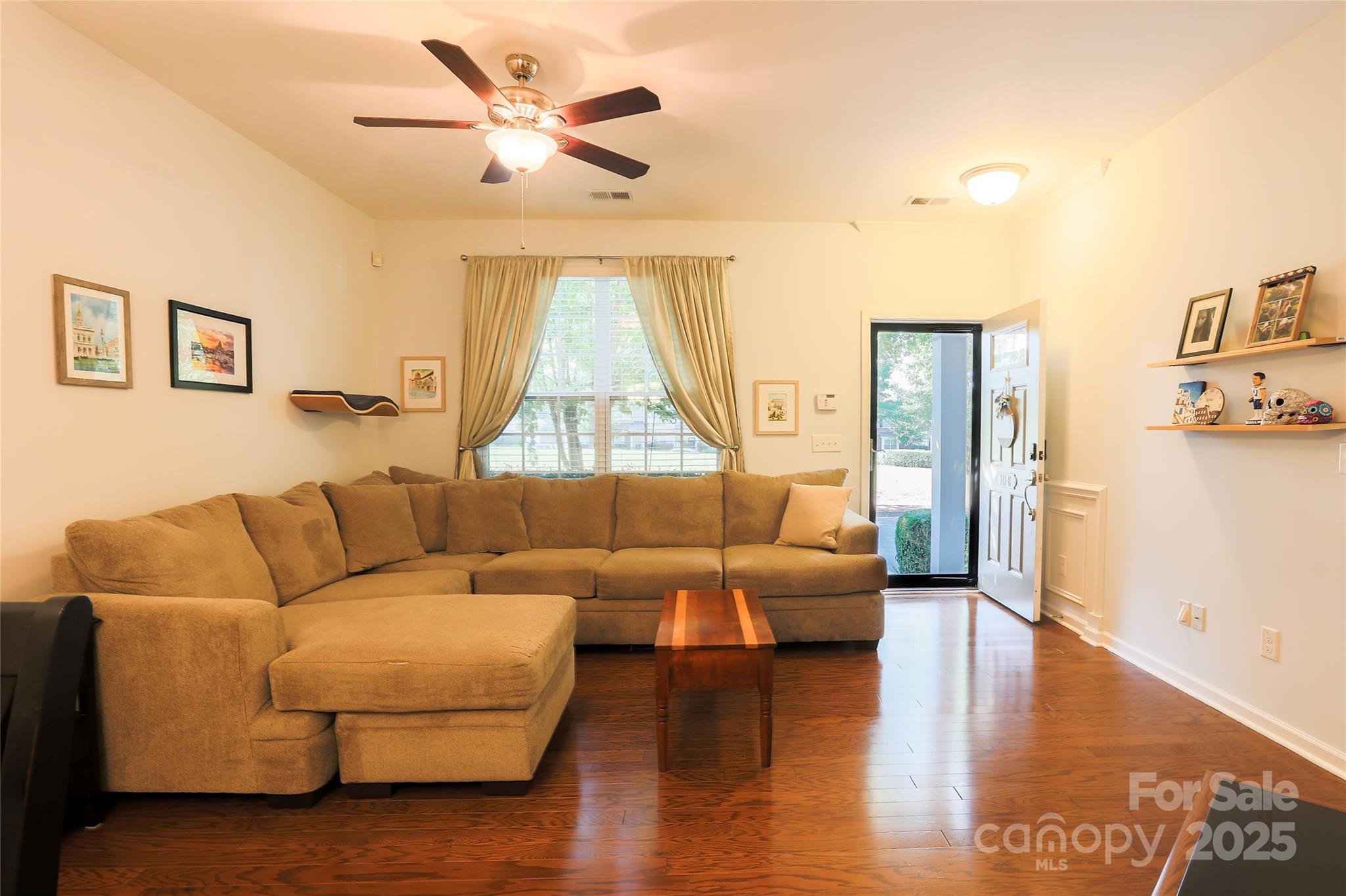141 Leyton Loop B