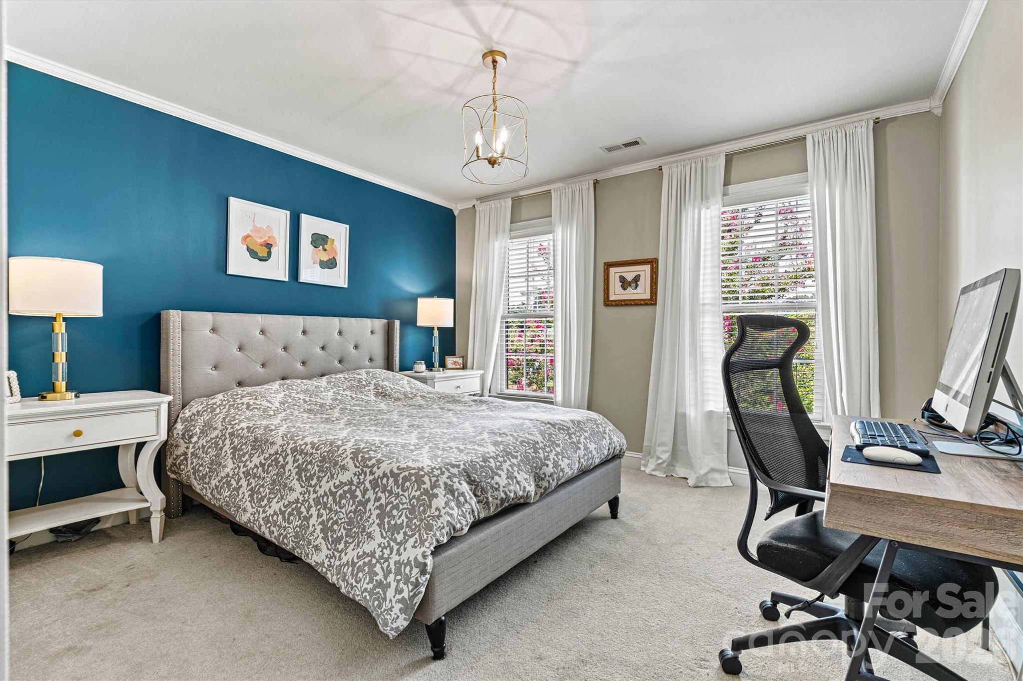 WESTPORT LAKESIDE - Residential