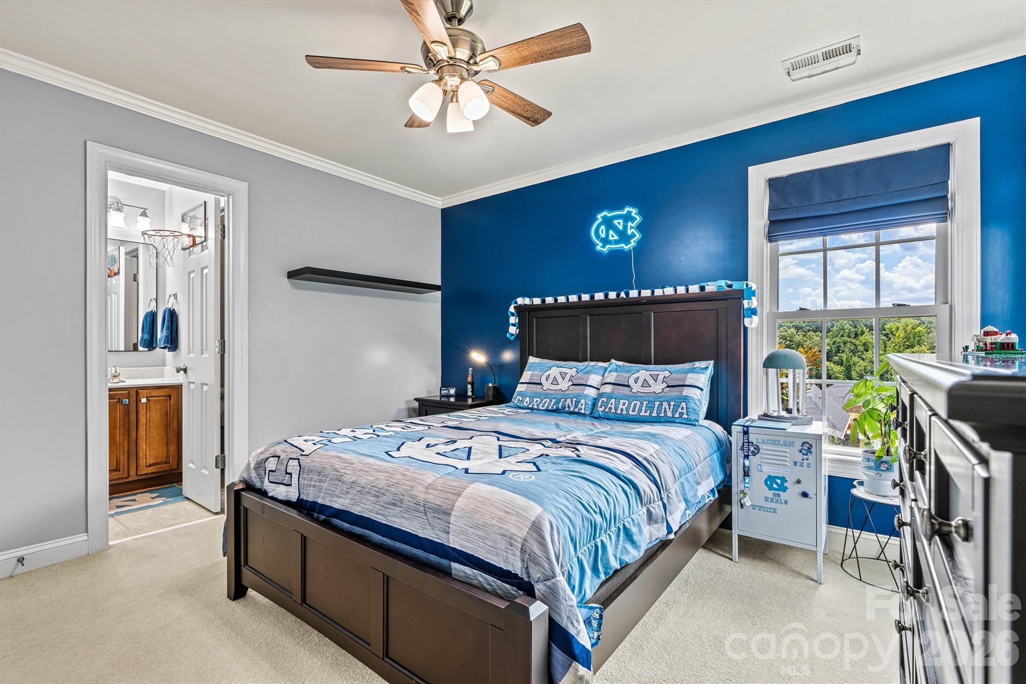 WESTPORT LAKESIDE - Residential