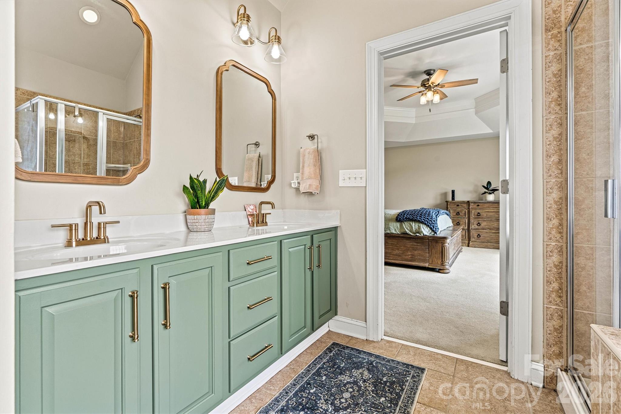 WESTPORT LAKESIDE - Residential